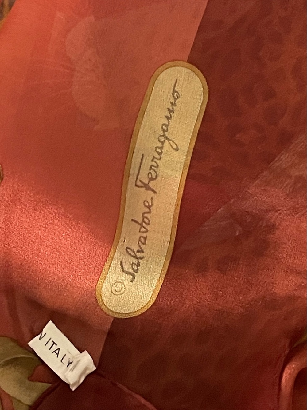 Vintage Ferragamo Sheer Silk Scarf 34 In Sq Good Condition - Picture 8 of 8
